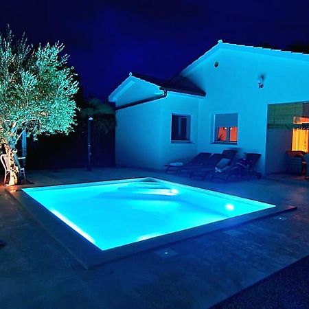 Villa Nevera Omišalj Esterno foto