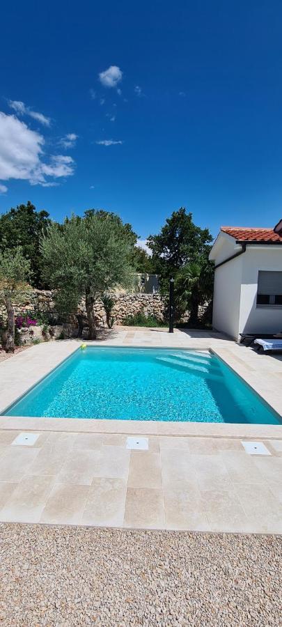 Villa Nevera Omišalj Esterno foto