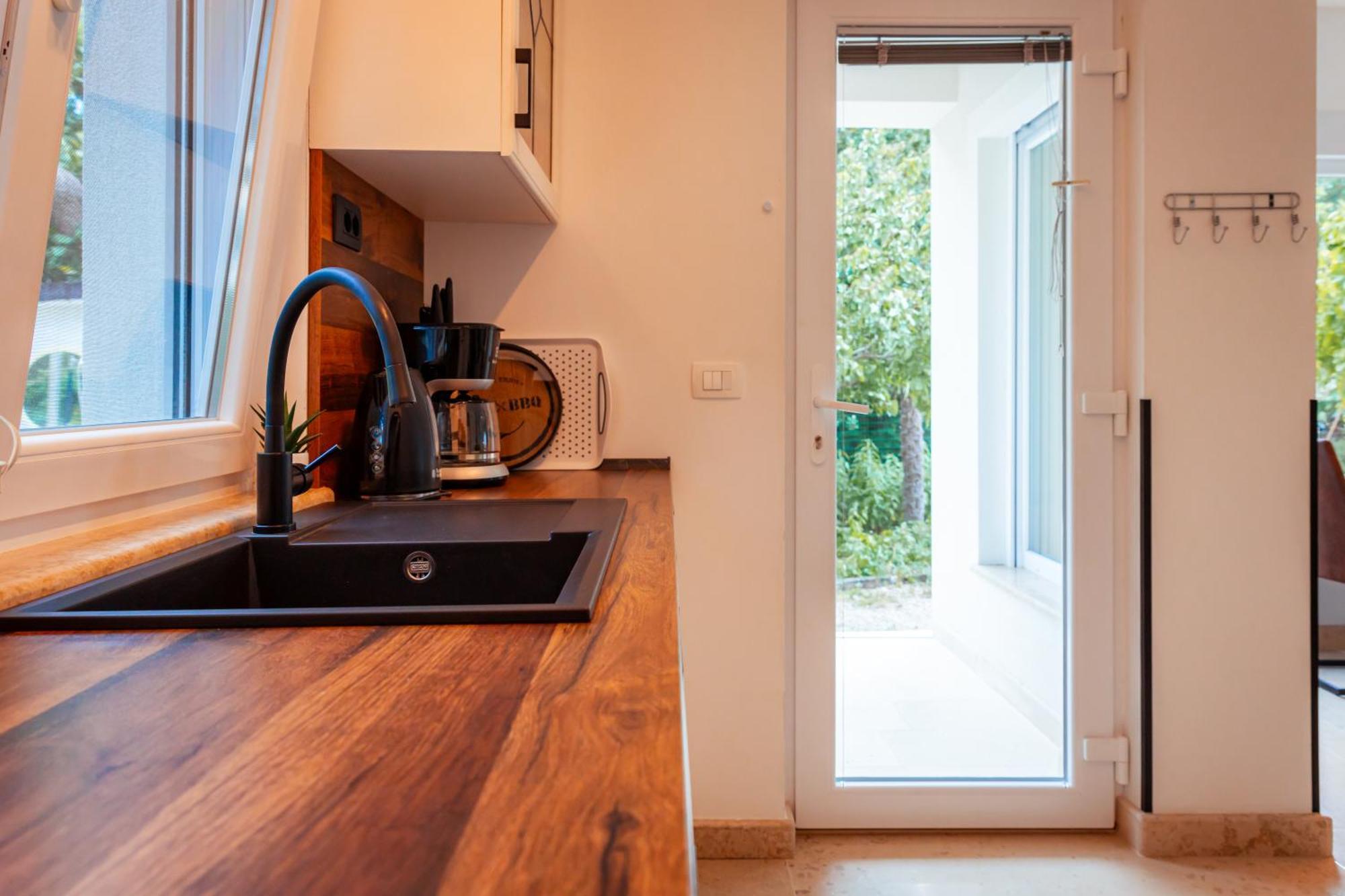 Villa Nevera Omišalj Esterno foto